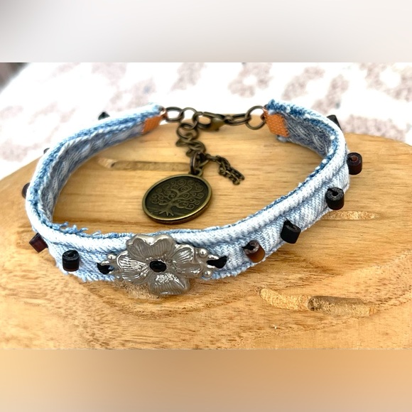 Denim Bracelet Upcycled with dangles charms, wooden stones, Silver findings - Picture 5 of 5
